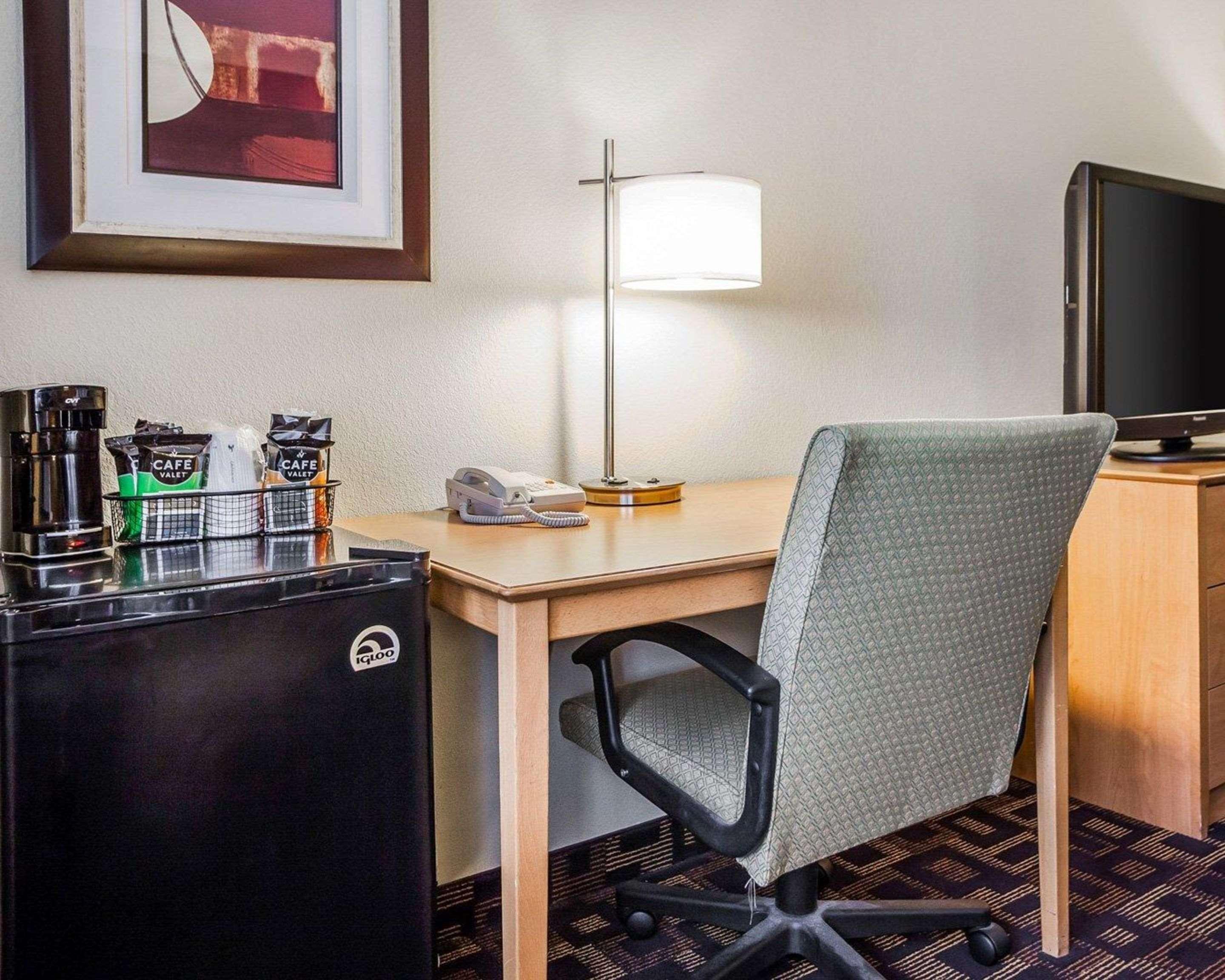 Quality Inn & Suites Des Moines Airport Kültér fotó