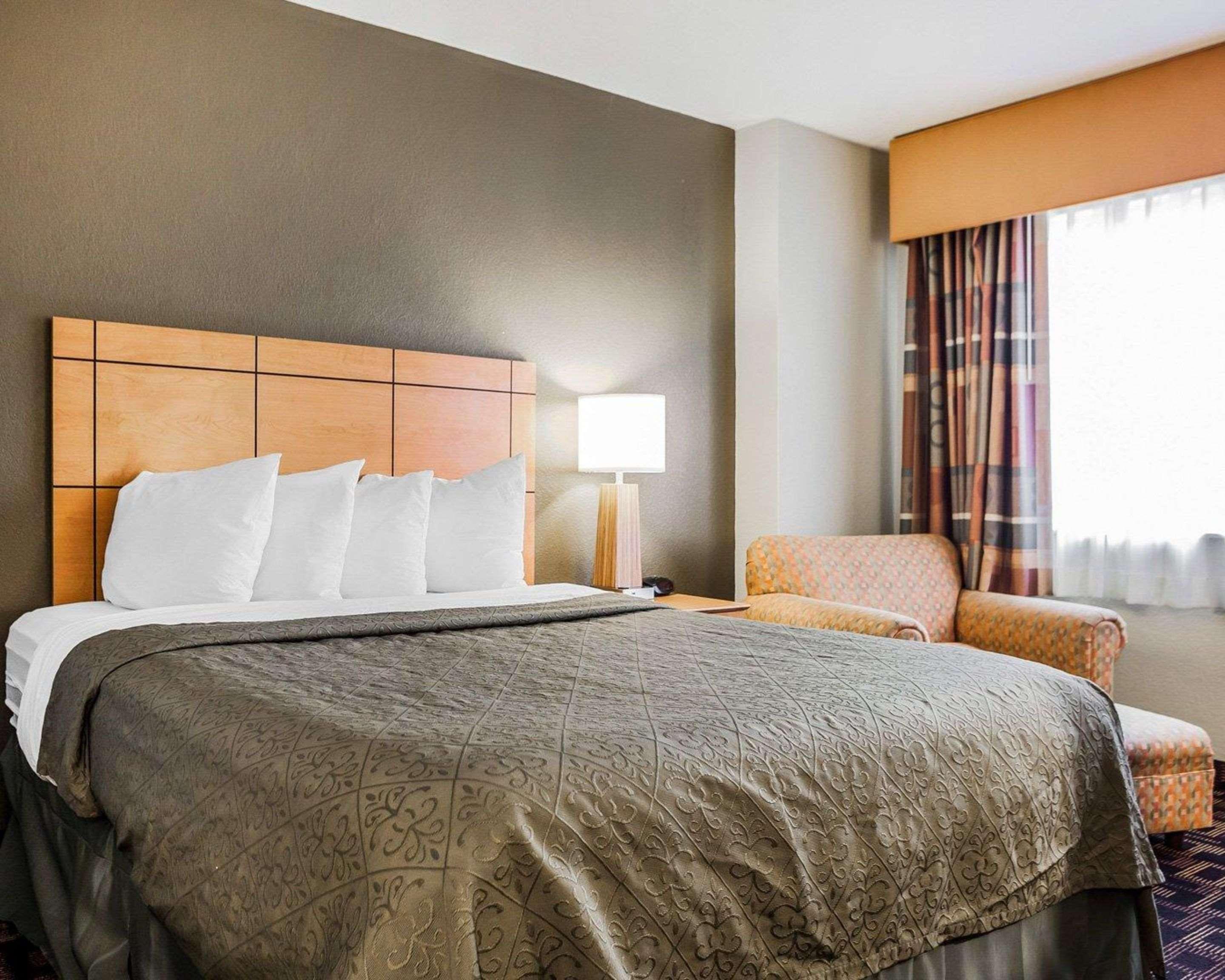 Quality Inn & Suites Des Moines Airport Kültér fotó