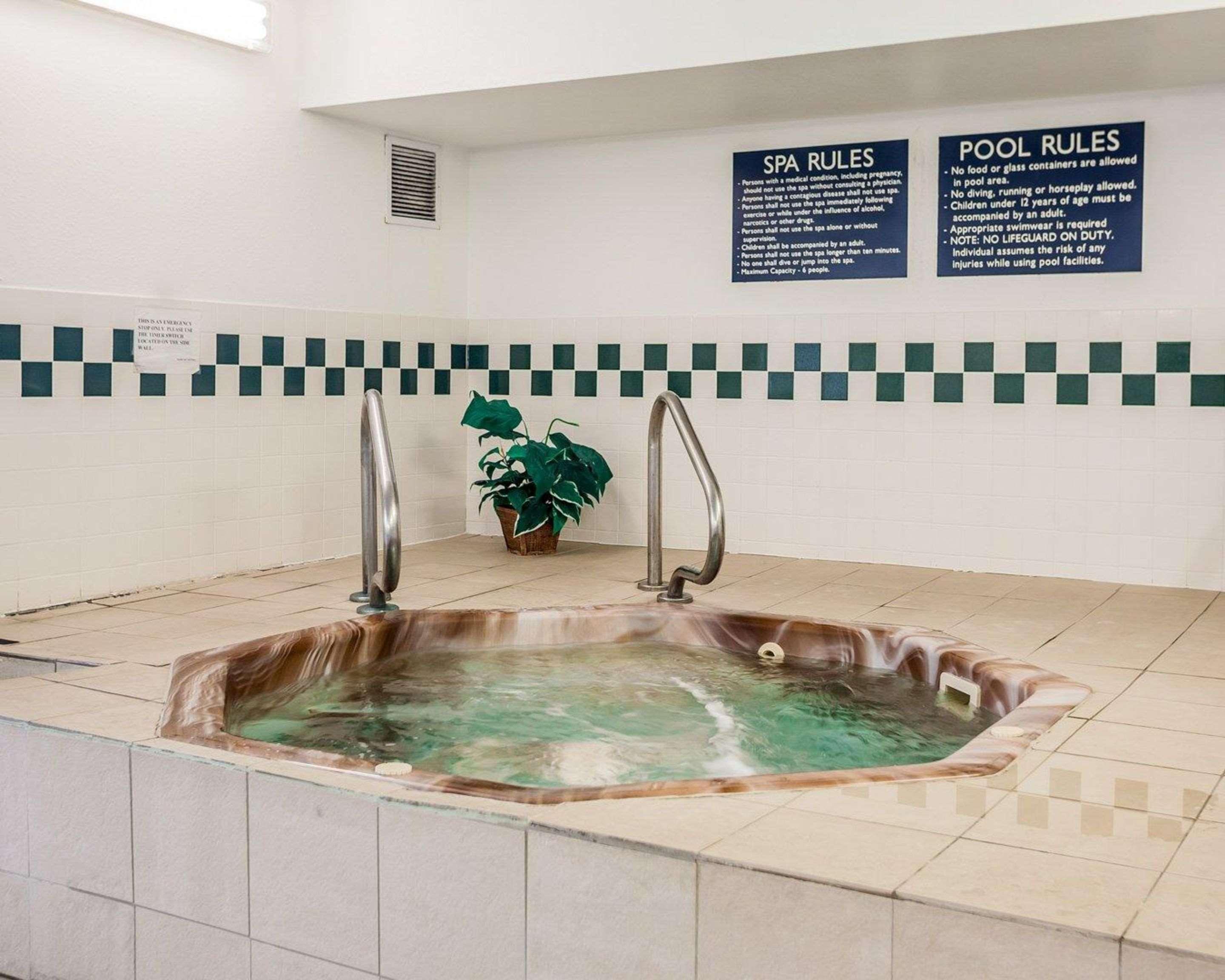 Quality Inn & Suites Des Moines Airport Kültér fotó