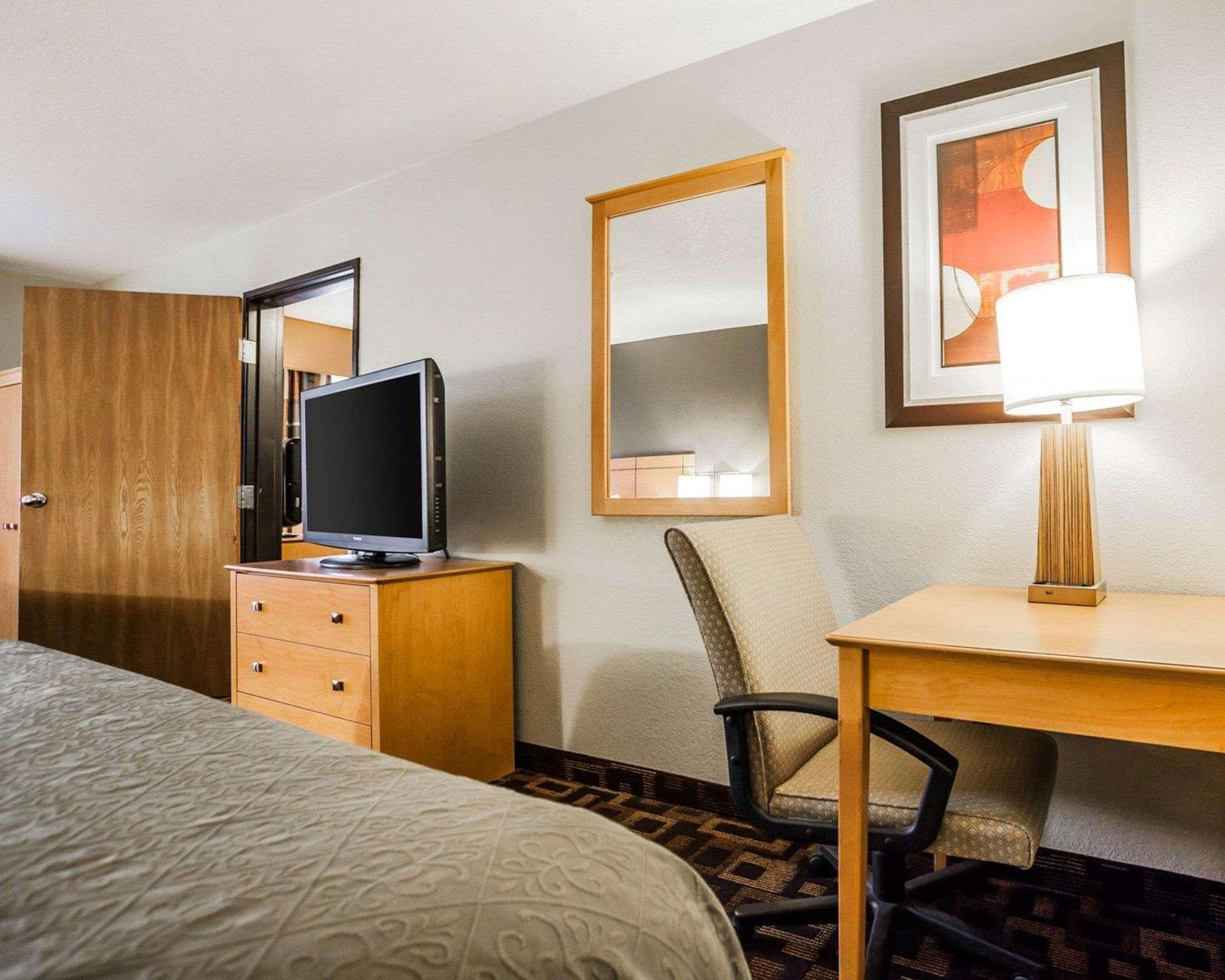 Quality Inn & Suites Des Moines Airport Kültér fotó