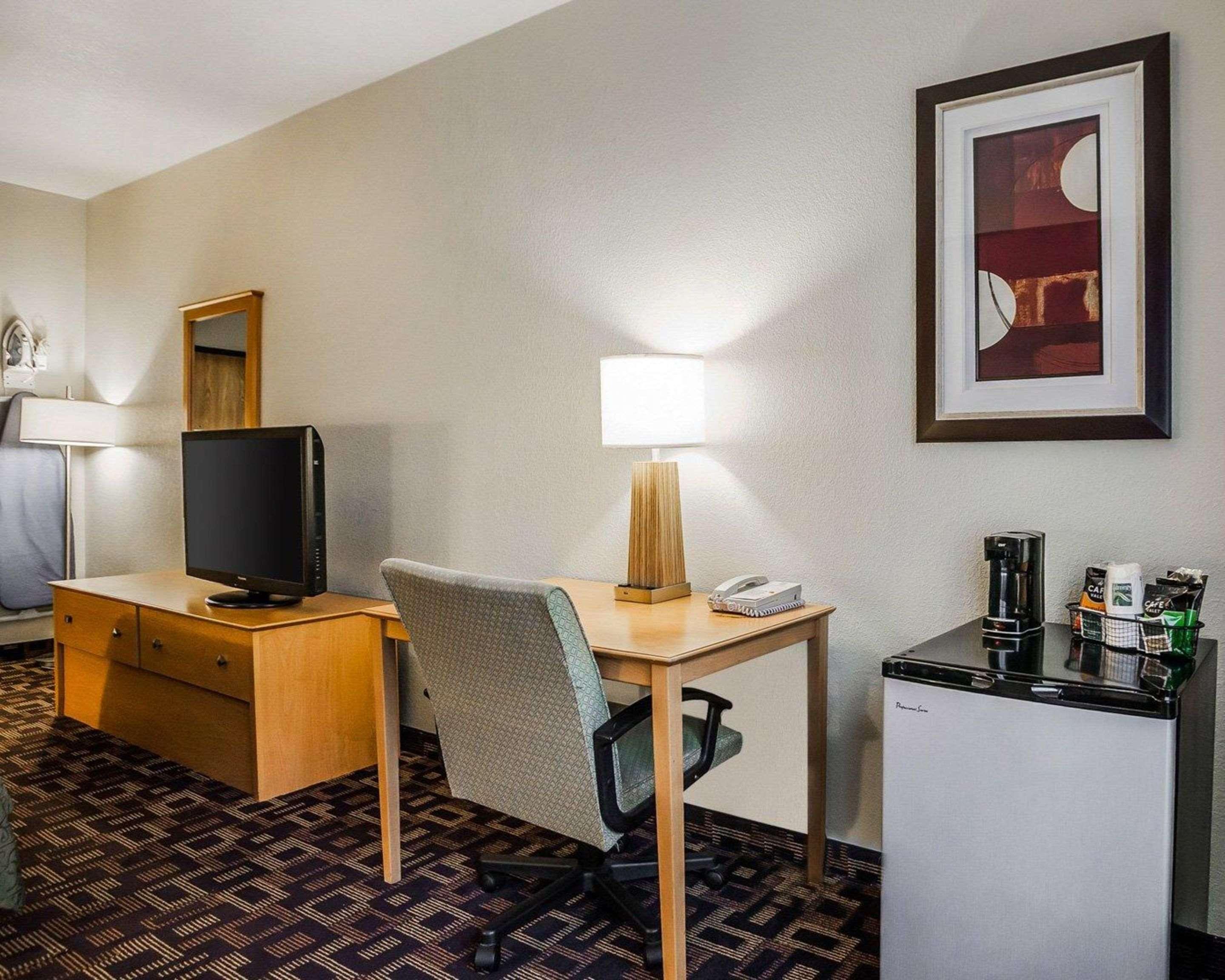 Quality Inn & Suites Des Moines Airport Kültér fotó
