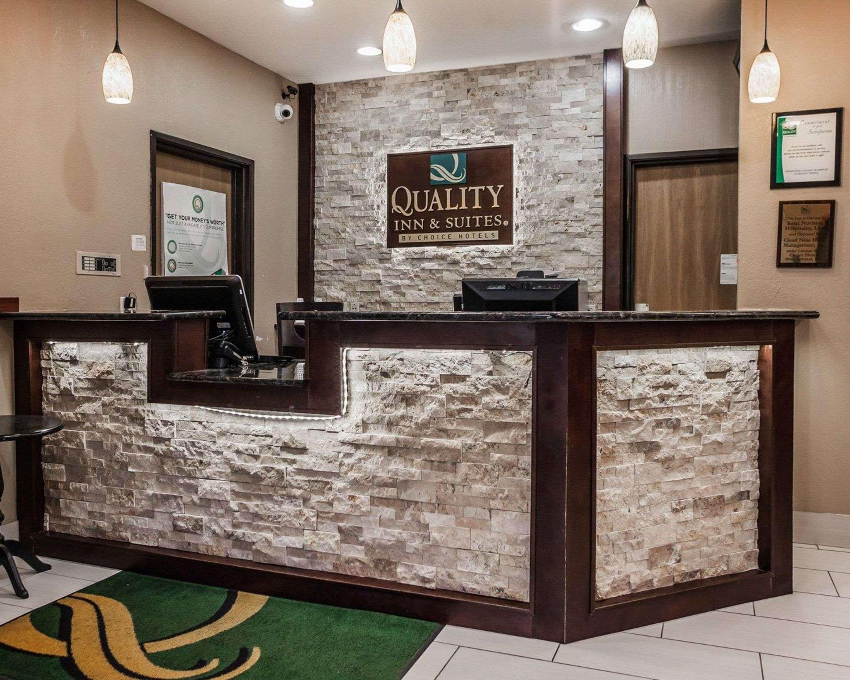 Quality Inn & Suites Des Moines Airport Kültér fotó